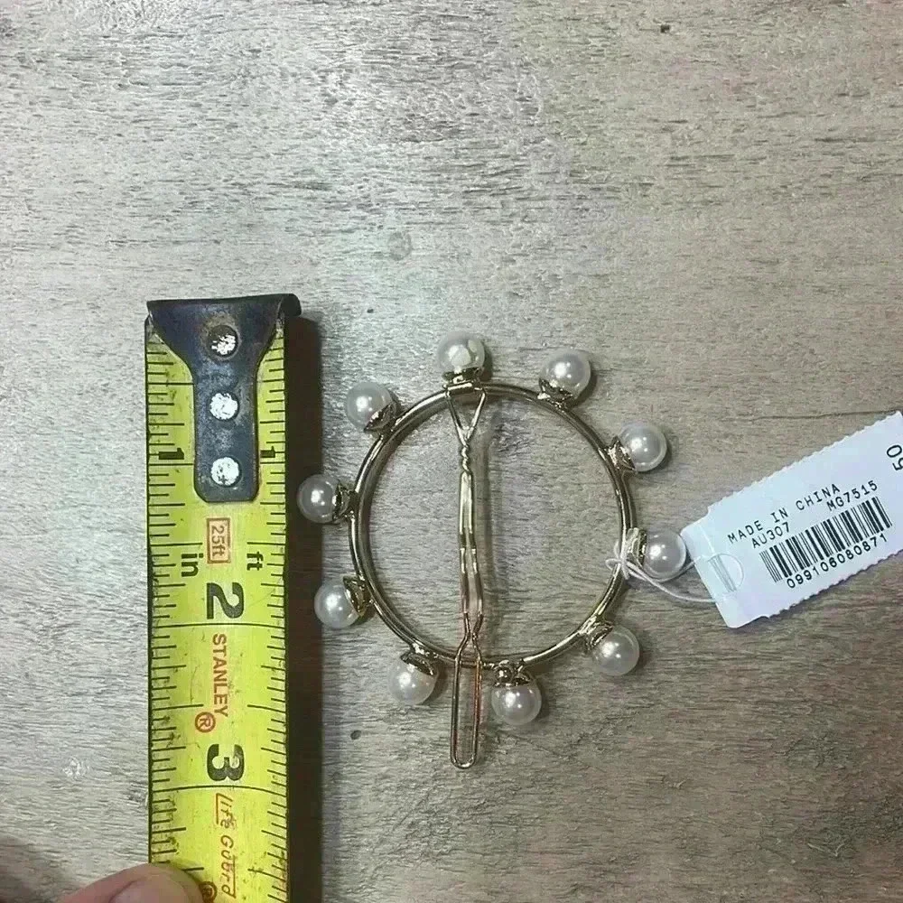 J Crew pearl barrette, NWT, gol toned